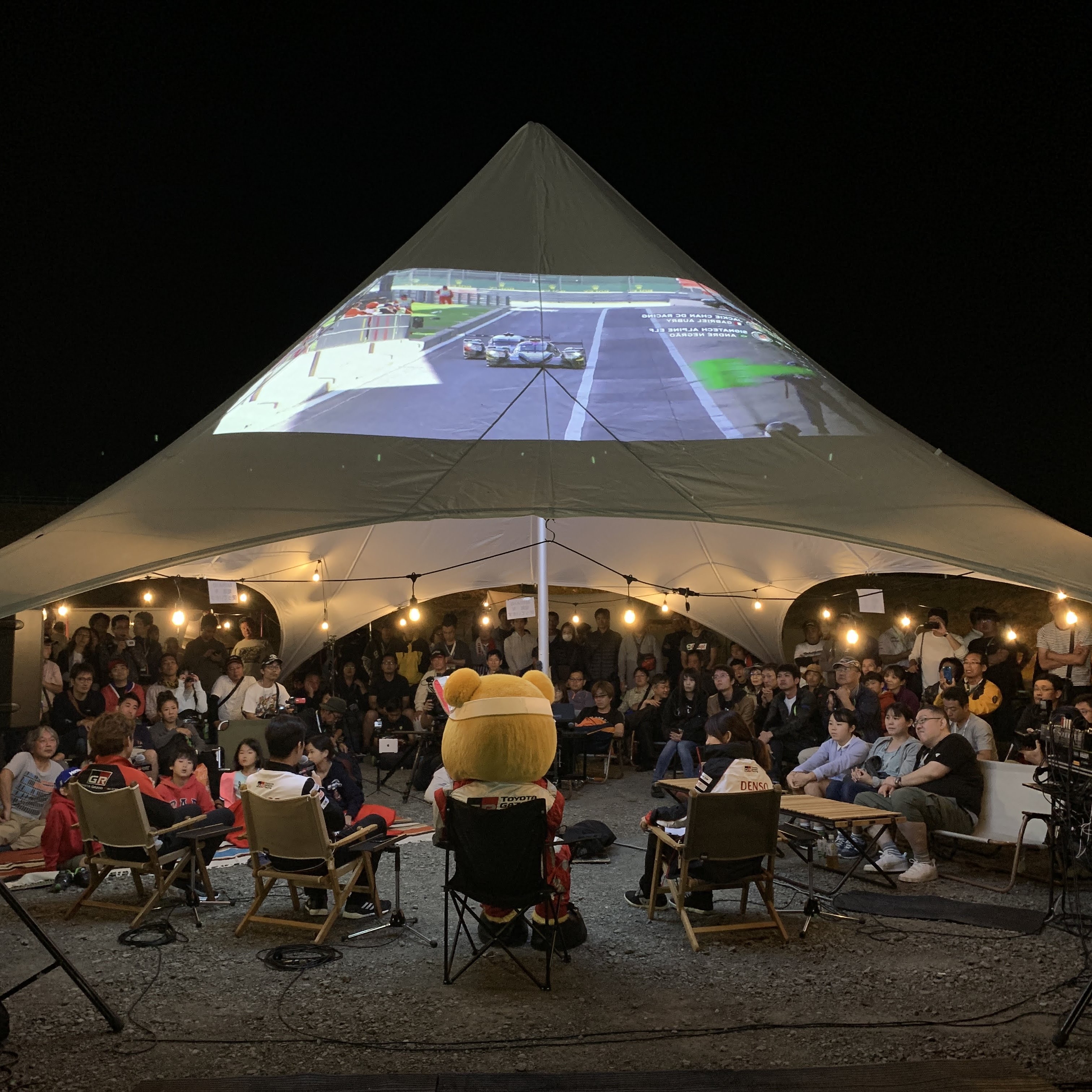 モータースポーツイベントの写真