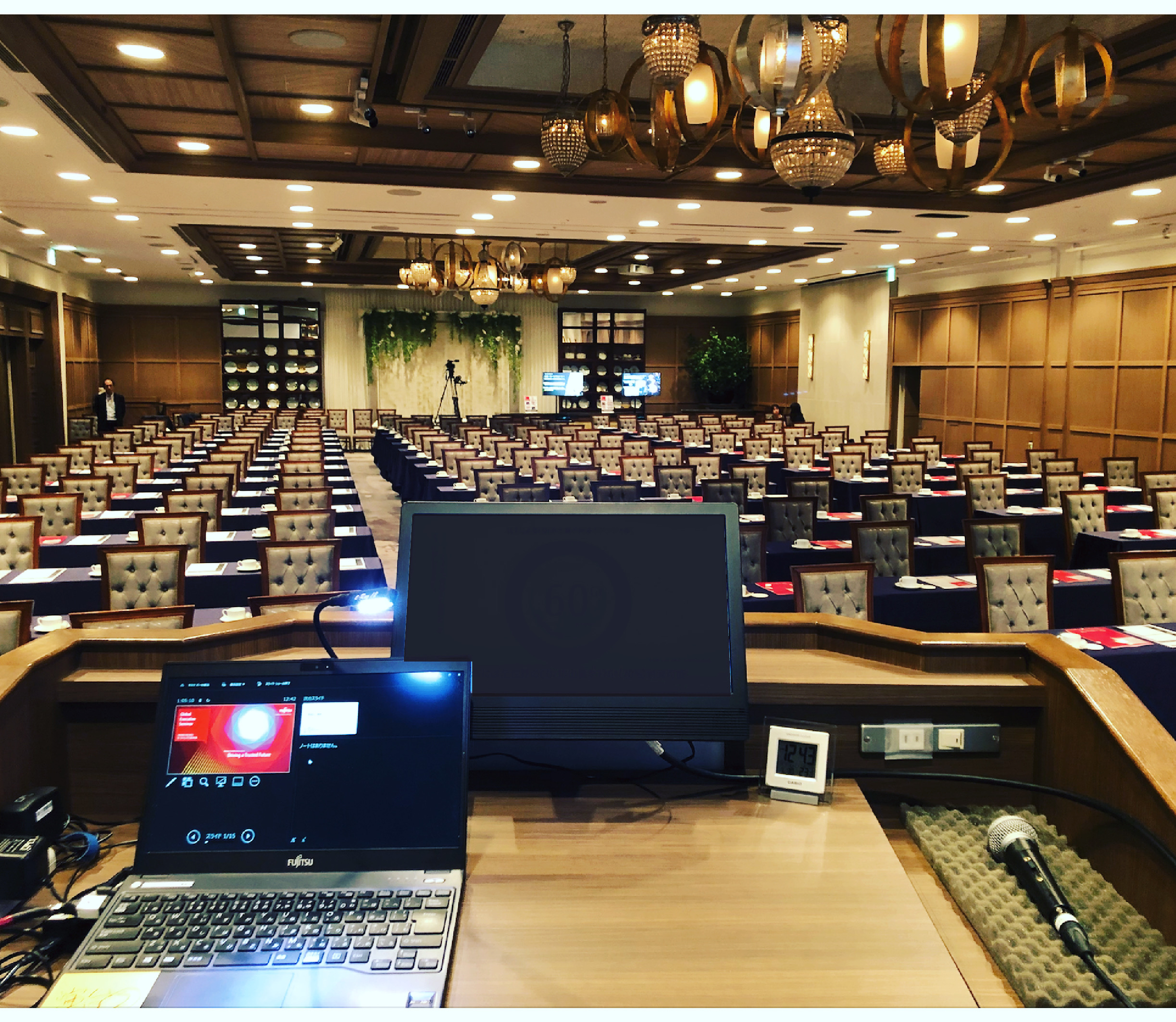 企業プレゼン・ステージイベントの写真